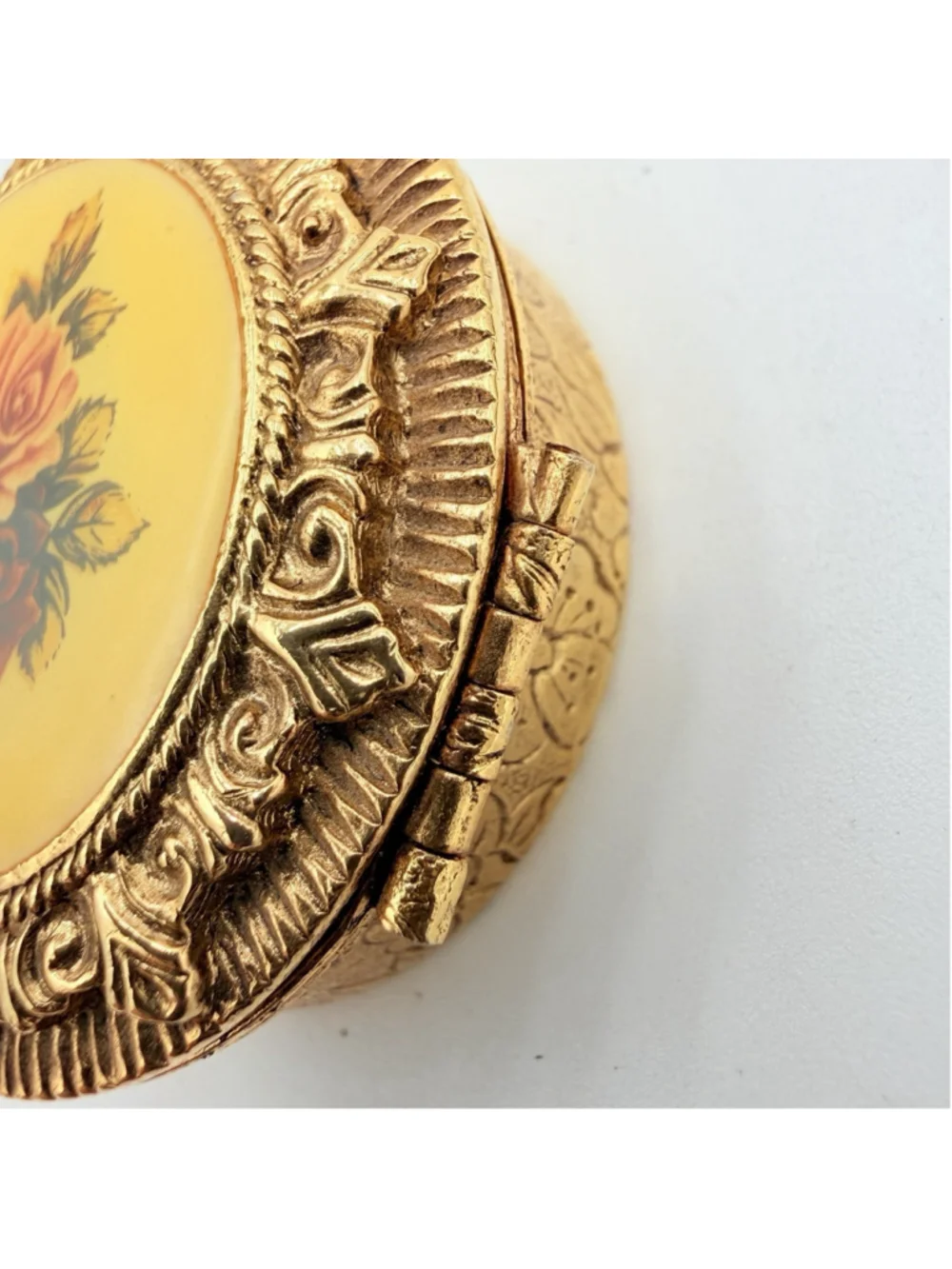 Rose Floral PILL BOX Gold Tone Ornate Round 2 Compartment Compact 2 Inch